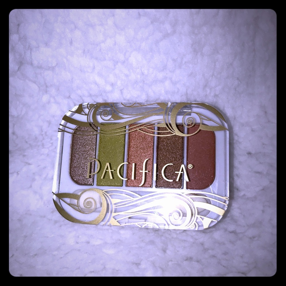 Pacifica mineral eye shadow 5 shade pallet NIB